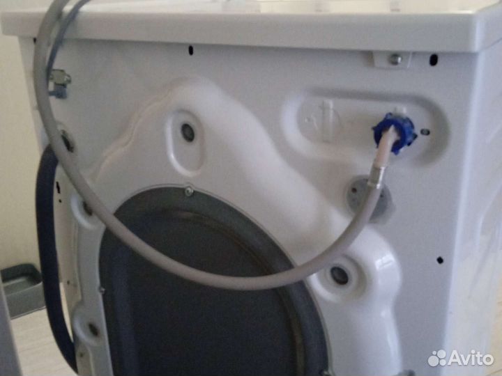 Стиральная машина автомат