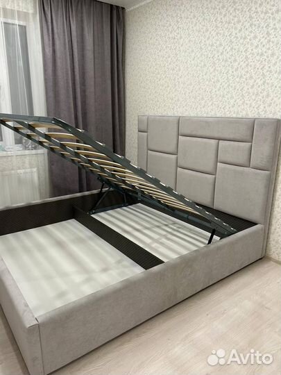 Кровать двухспальная