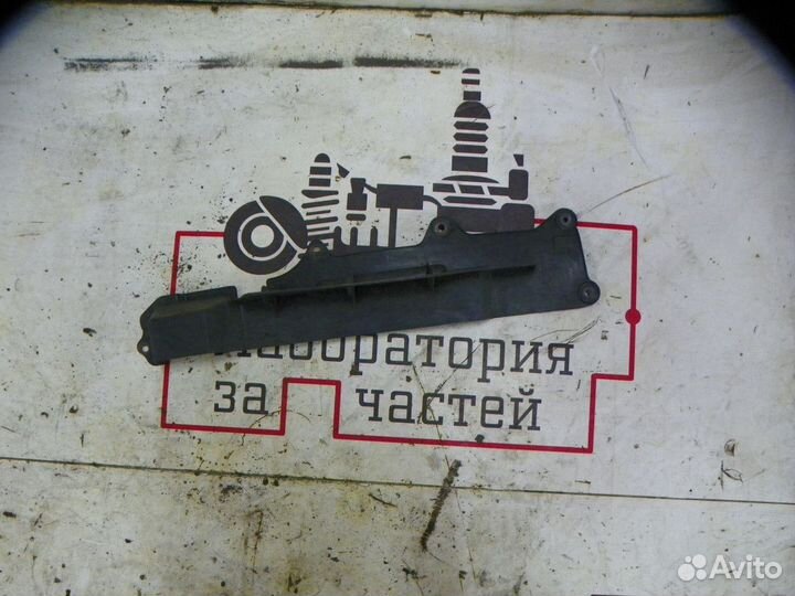 Кожух радиатора Kia Sportage