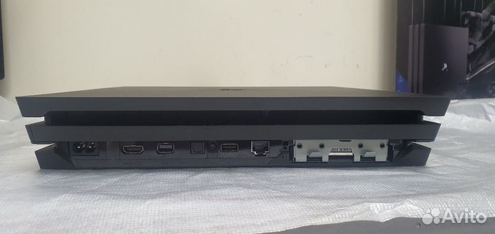 Sony Playstation 4 pro 1Tb