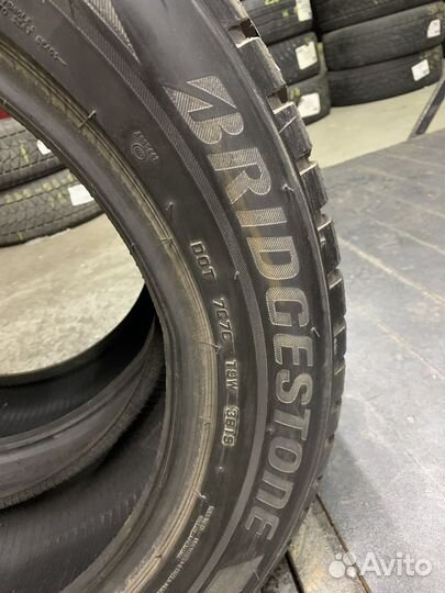 Bridgestone Blizzak LM-001 235/55 R18 100H