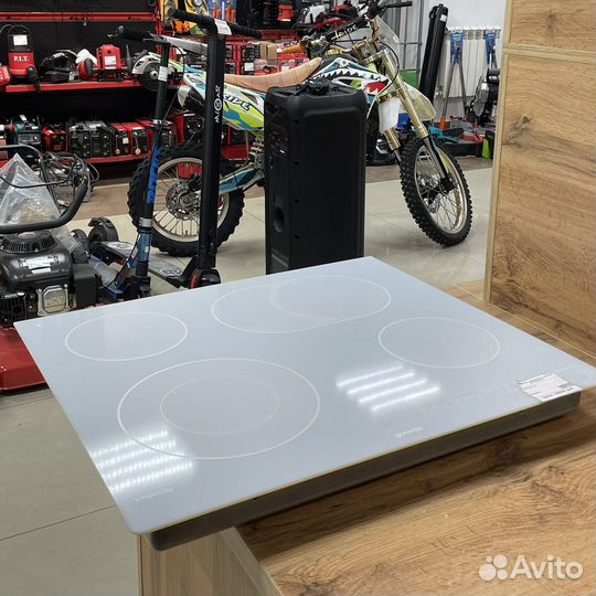 Варочная поверхность Gorenje ECT643SYW