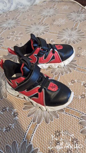 Кроссовки для мальчиков