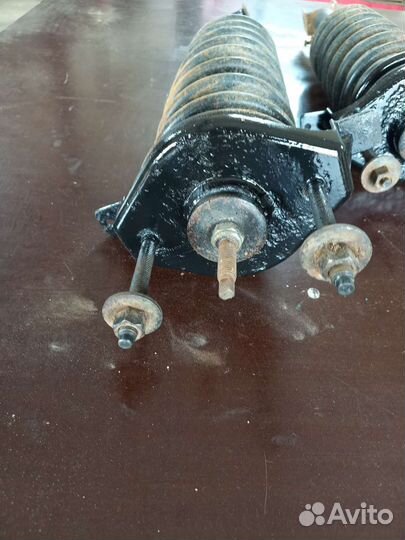 Амортизатор задний. Волга, сайбер, дождь, стратос