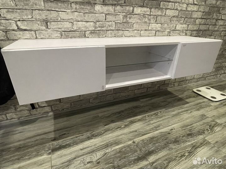Тумба под телевизор