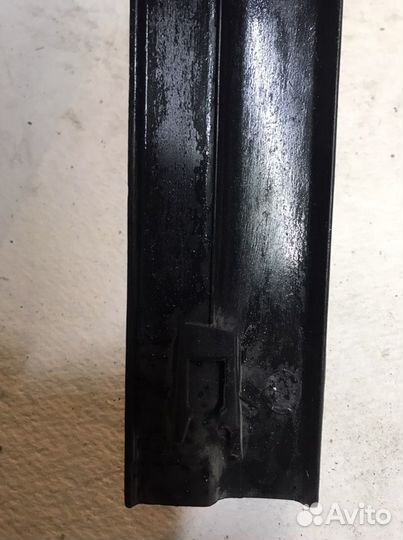 Накладка на задний правый порог салона bmw x5