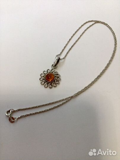 Кулон с цепочкой