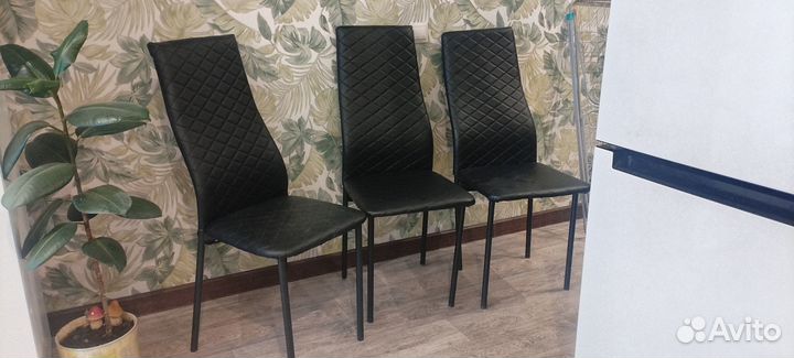 Продам 3 стула