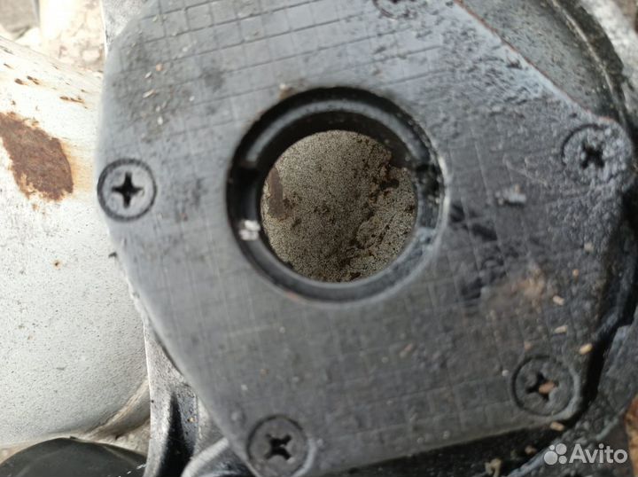 Маслонасос Опель кадетт Е 1,6 дизель