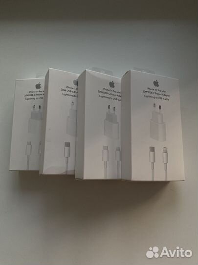 Зарядка на iPhone 20W