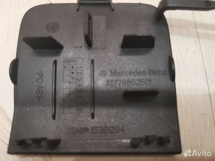 Mercedes W177 A-class Amg Заглушка буксира задняя