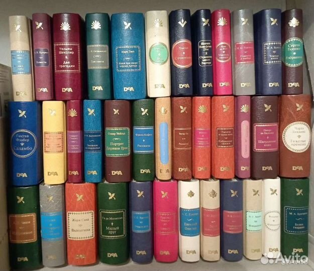 Шедевры мировой литературы в миниатюре. 37 шт
