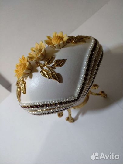 Шкатулка для украшений