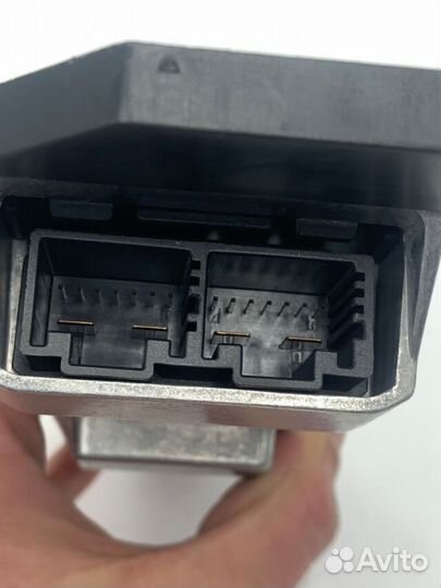 Блок управления ремнями безопасности BMW 7 series