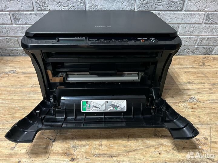 Лазерное мфу Samsung SCX-4300 принтер/копир/сканер