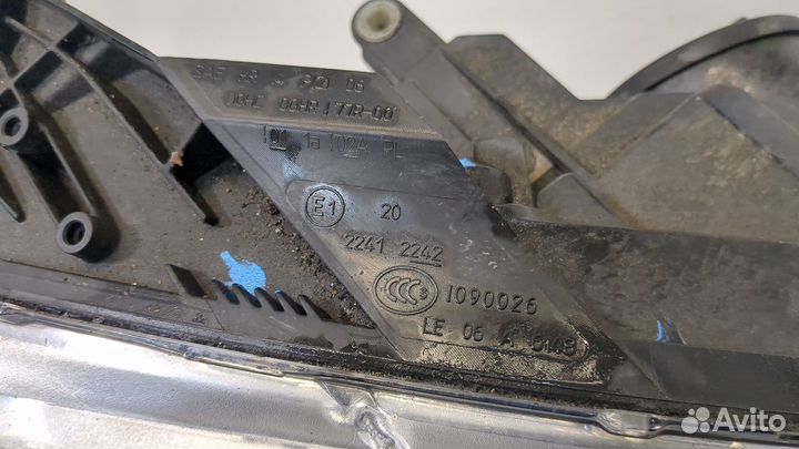 Фара (передняя) правая Mercedes CLC