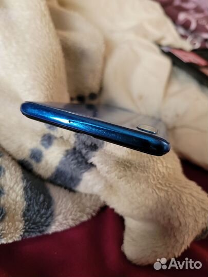 Samsung Galaxy A50, 4/64 ГБ