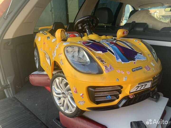 Детский электромобиль