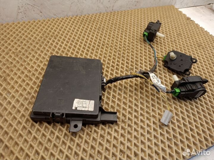 Блок управления климатом Mitsubishi Lancer 10