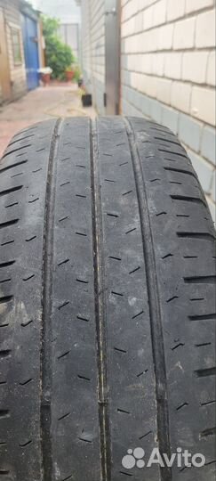 Nexen Roadian CT8 215/70 R15C