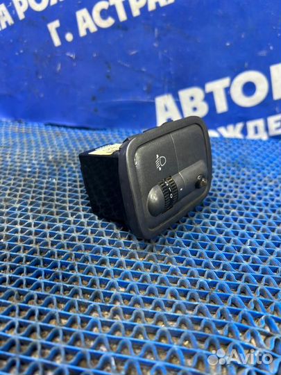 Кнопка корректора фар Hyundai Accent седан G4EB