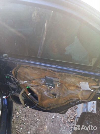 Дверь в сборе от crown grs180, 06г. 8s6 краска