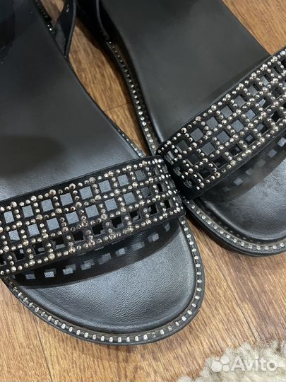 Босоножки 39