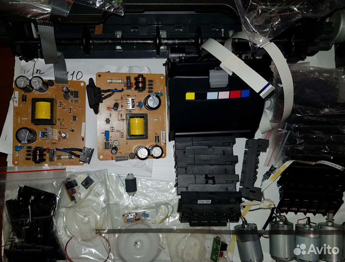 Запчасти на принтера epson форма А3+ Отличное сост