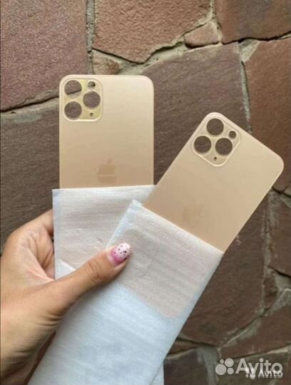 Защитное задние стекло iPhone 11 PRO MAX