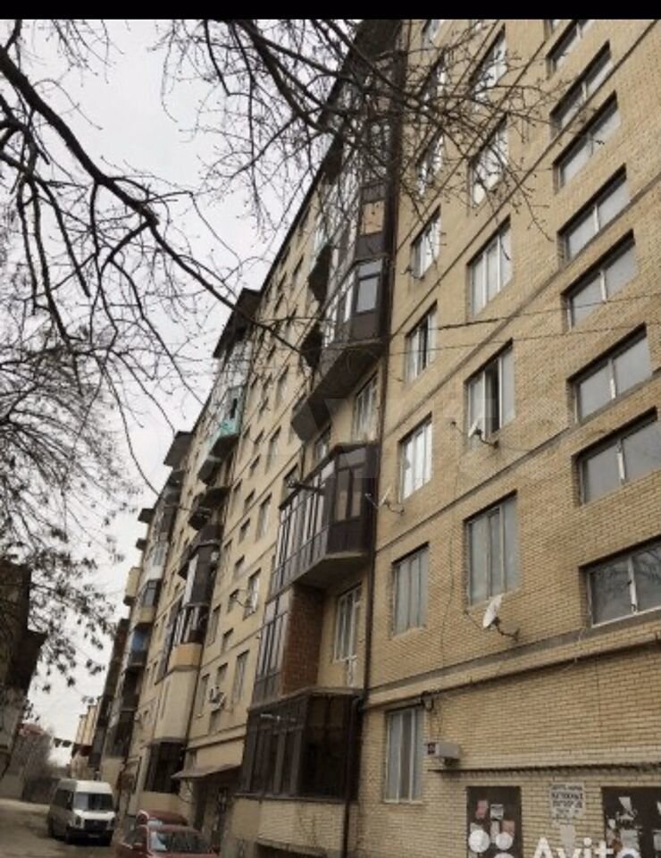 2-к. квартира, 56 м², 1/9 эт.