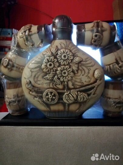 Набор(графин и кружки)