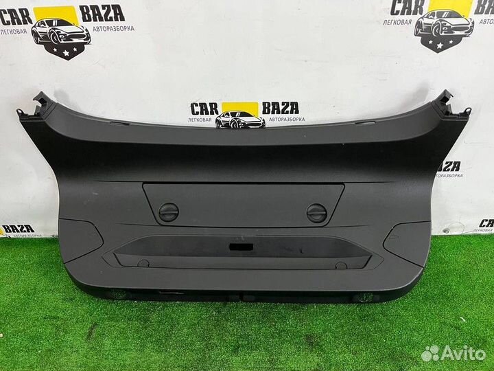 Обшивка крышки багажника нижняя BMW 3, BMW 4