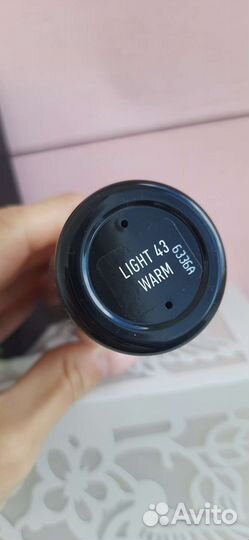 Стойкий тональный крем Kat Von D