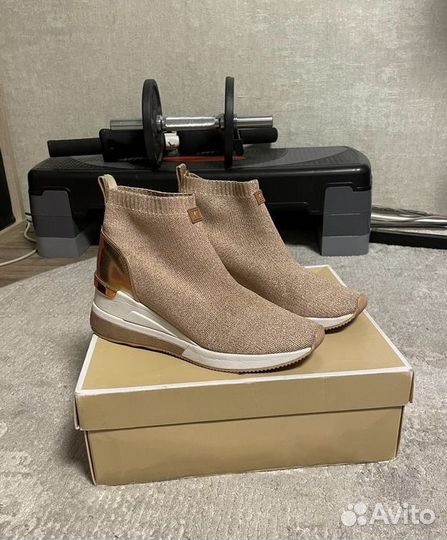 Michael kors кроссовки 38