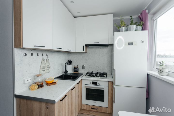 Угловая кухня «A» + духовка в подарок