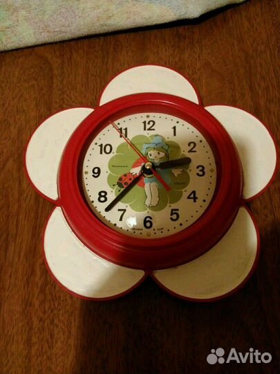 Часы настенные