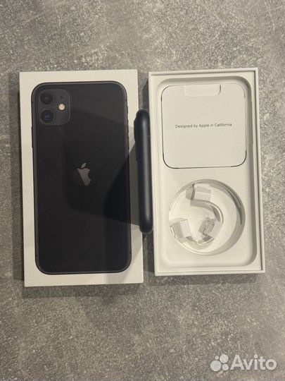 iPhone 11, 64 ГБ