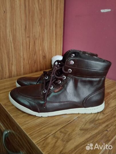 Ботинки женские