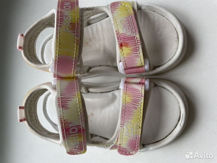 Сандалии для девочки 24 размер