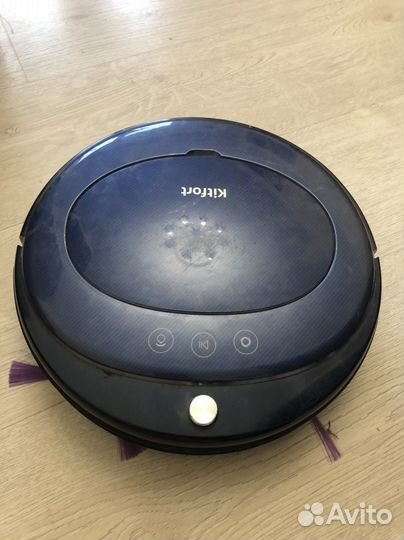 Робот пылесос
