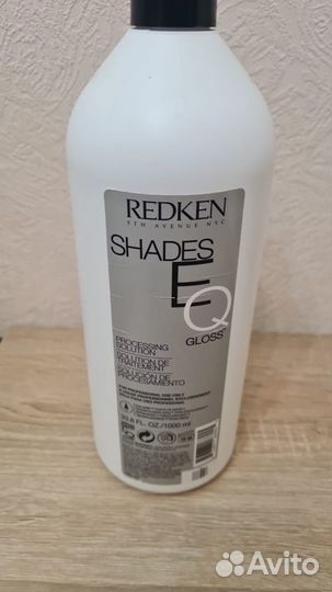 Краска и спрей для волос Redken