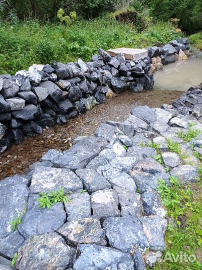 Природный камень валун