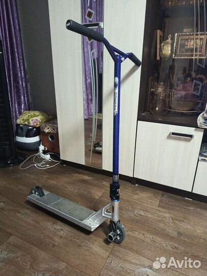 Трюковой самокат кастом стрит