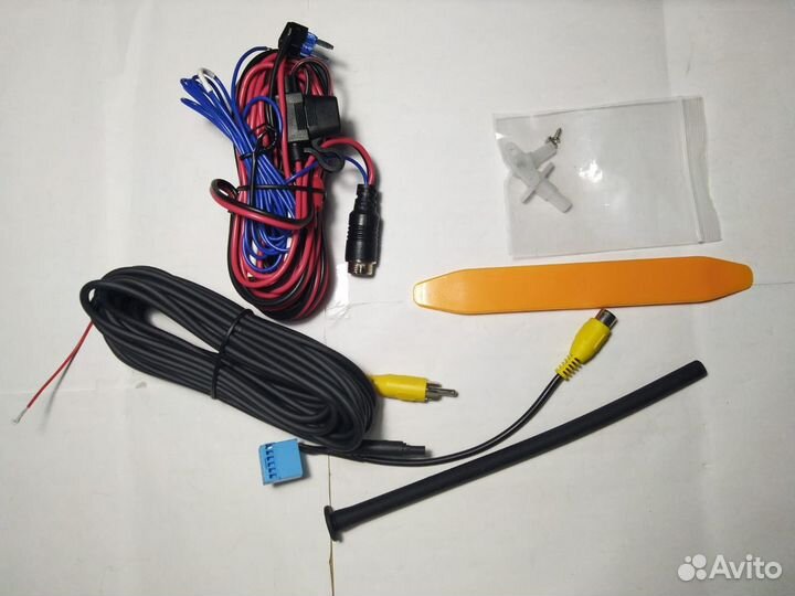 Поворотная камера заднего вида Volkswagen