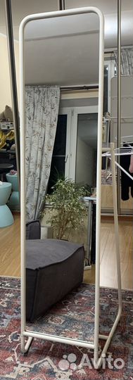 Зеркало с вешалкой IKEA