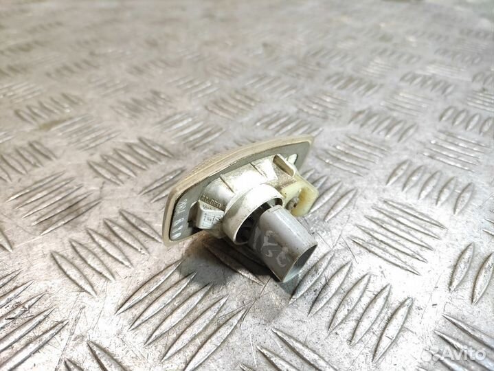 Повторитель в крыло левый Kia Cerato 2004-2008