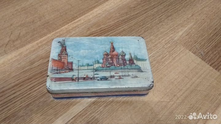Коробка из под конфет красный октябрь 1960-е годы