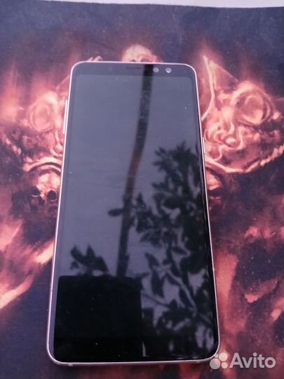 Samsung Galaxy S8, 4/64 ГБ