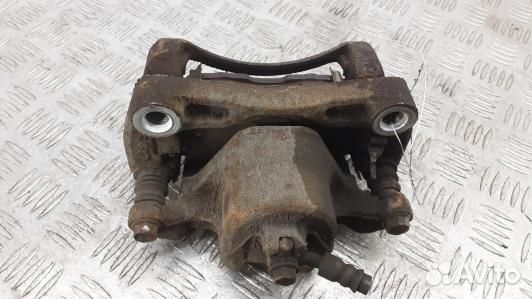 Суппорт тормозной передний левый nissan juke F15