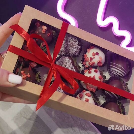 Клубника в шоколаде букеты, наборы